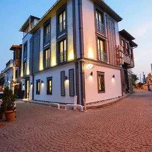 violin-rooms.istanbul-turkeyhotels.com/
